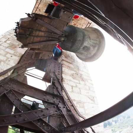 Appartamento Centro Storico Gubbio Bagian luar foto