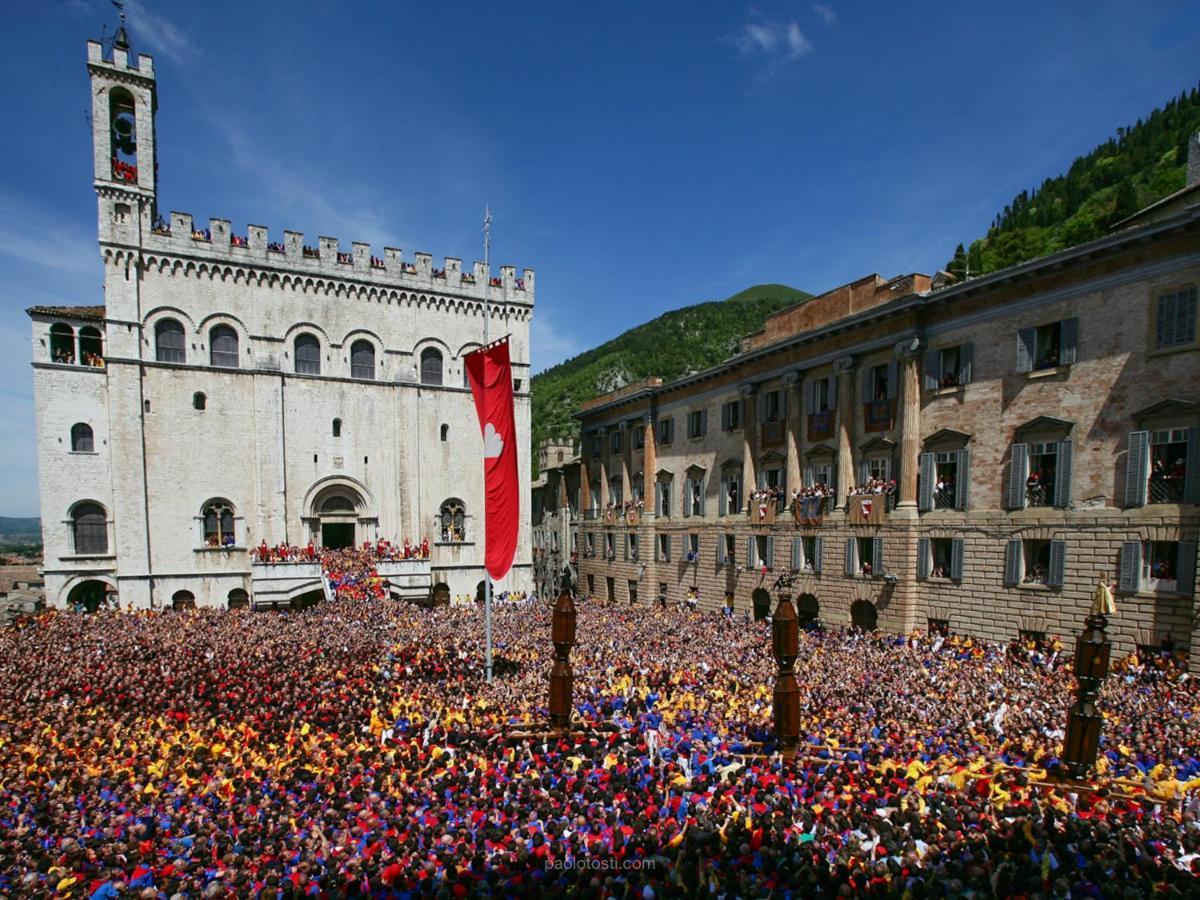 Appartamento Centro Storico Gubbio Bagian luar foto